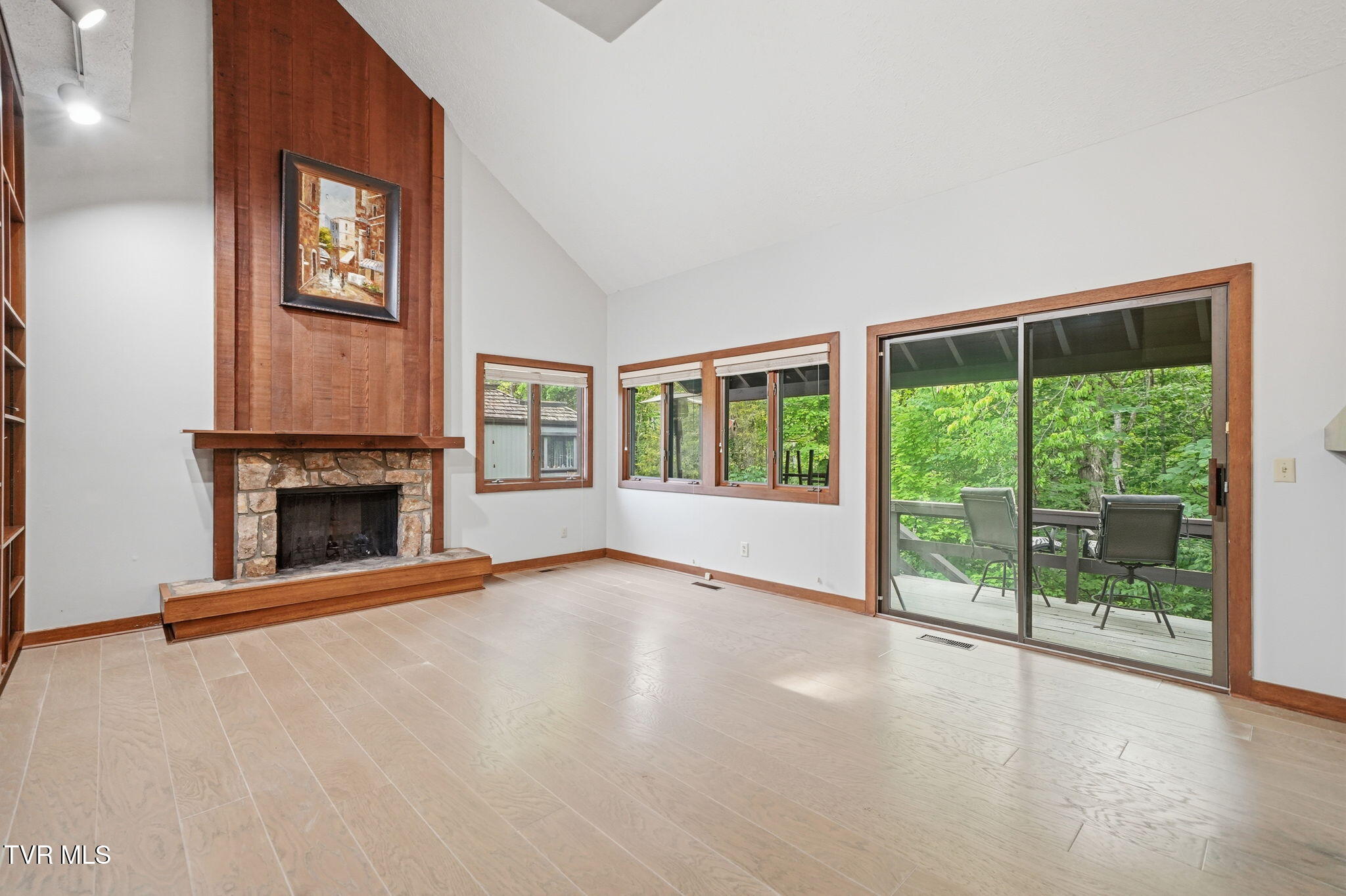 138 Columbine Road Kingsport, TN 37660 - Photo 4 of 50 4-web-or-mls-006_DSC03340