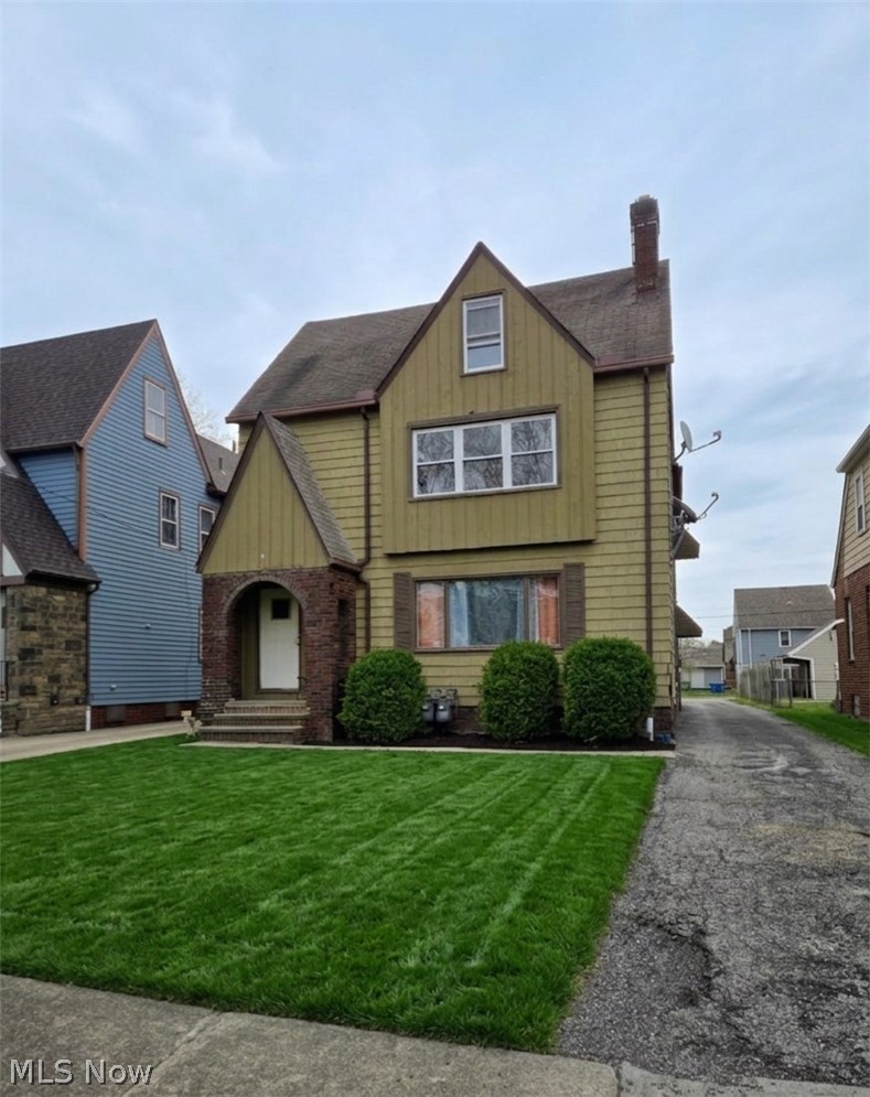 841 Hoover Road Cleveland, OH 44119 - Photo 1 of 1