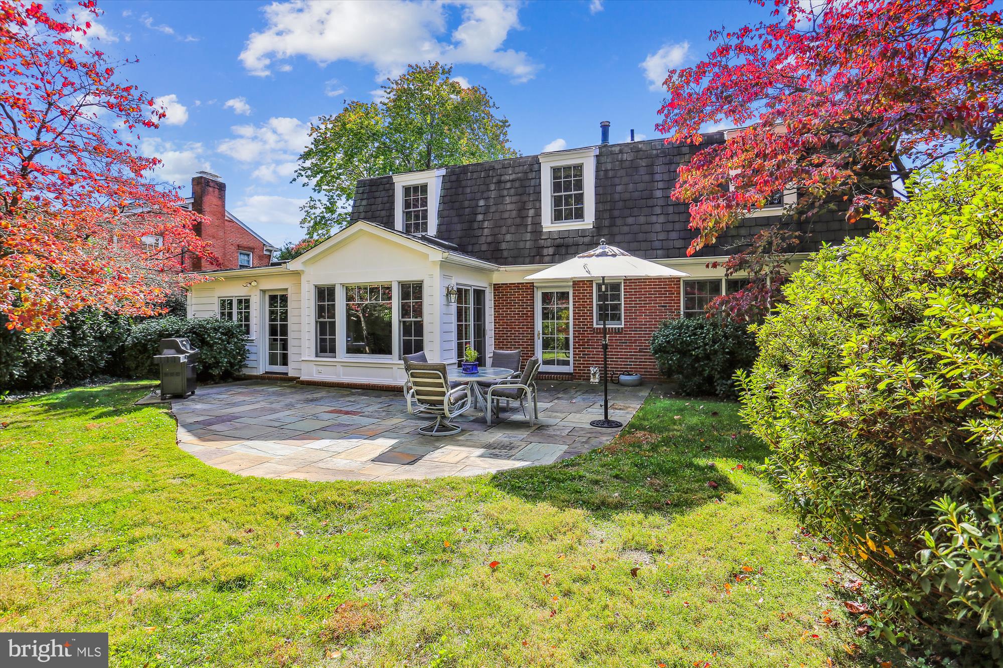 5517 Devon Road Bethesda, MD 20814 - Photo 2 of 61 Beautiful Expanded Home in a Premier Location