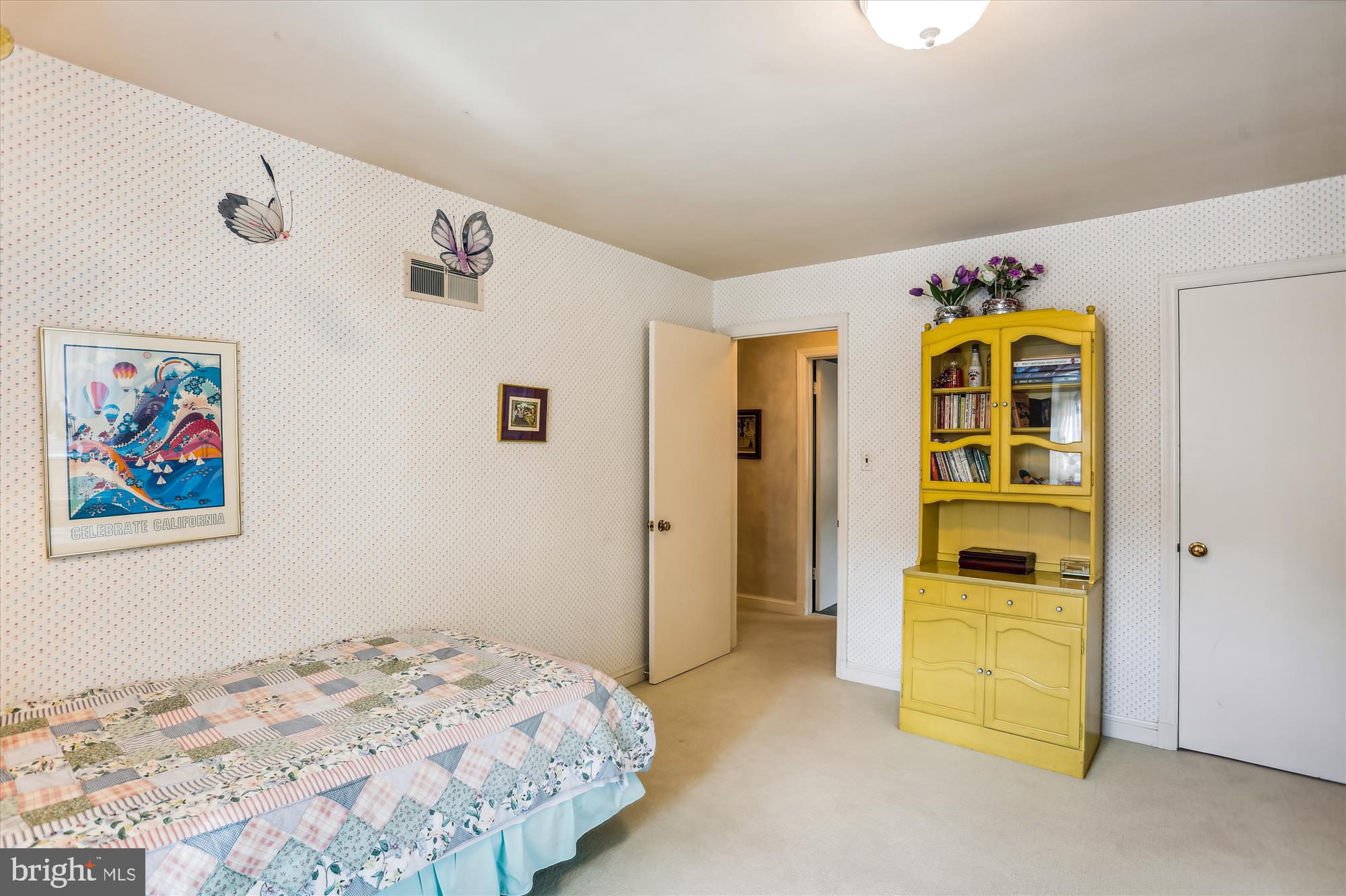 5517 Devon Road Bethesda, MD 20814 - Photo 32 of 61 Fourth Bedroom with a Big Closet