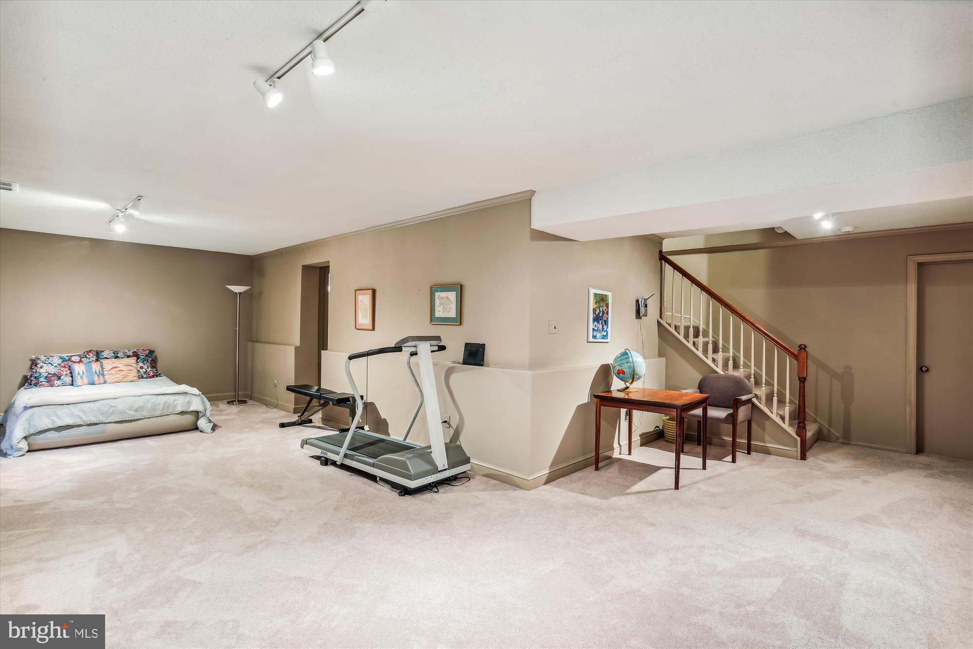 5517 Devon Road Bethesda, MD 20814 - Photo 36 of 61 Versatile Recreation Room