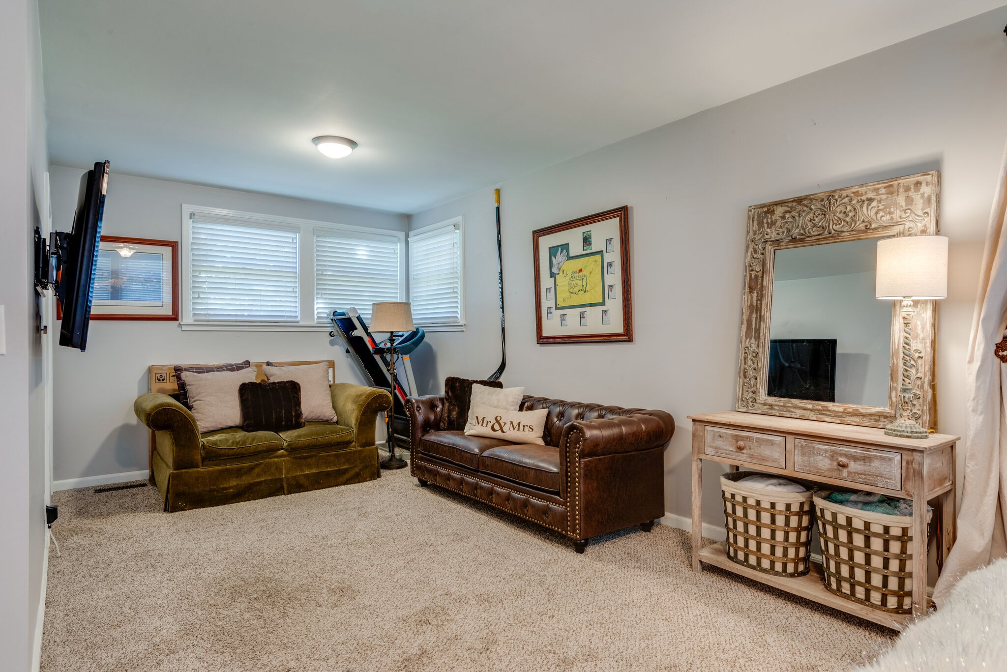 4902 Timberhill Drive Nashville, TN 37211 - Photo 16 of 30 a living room with furniture and a flat screen tv