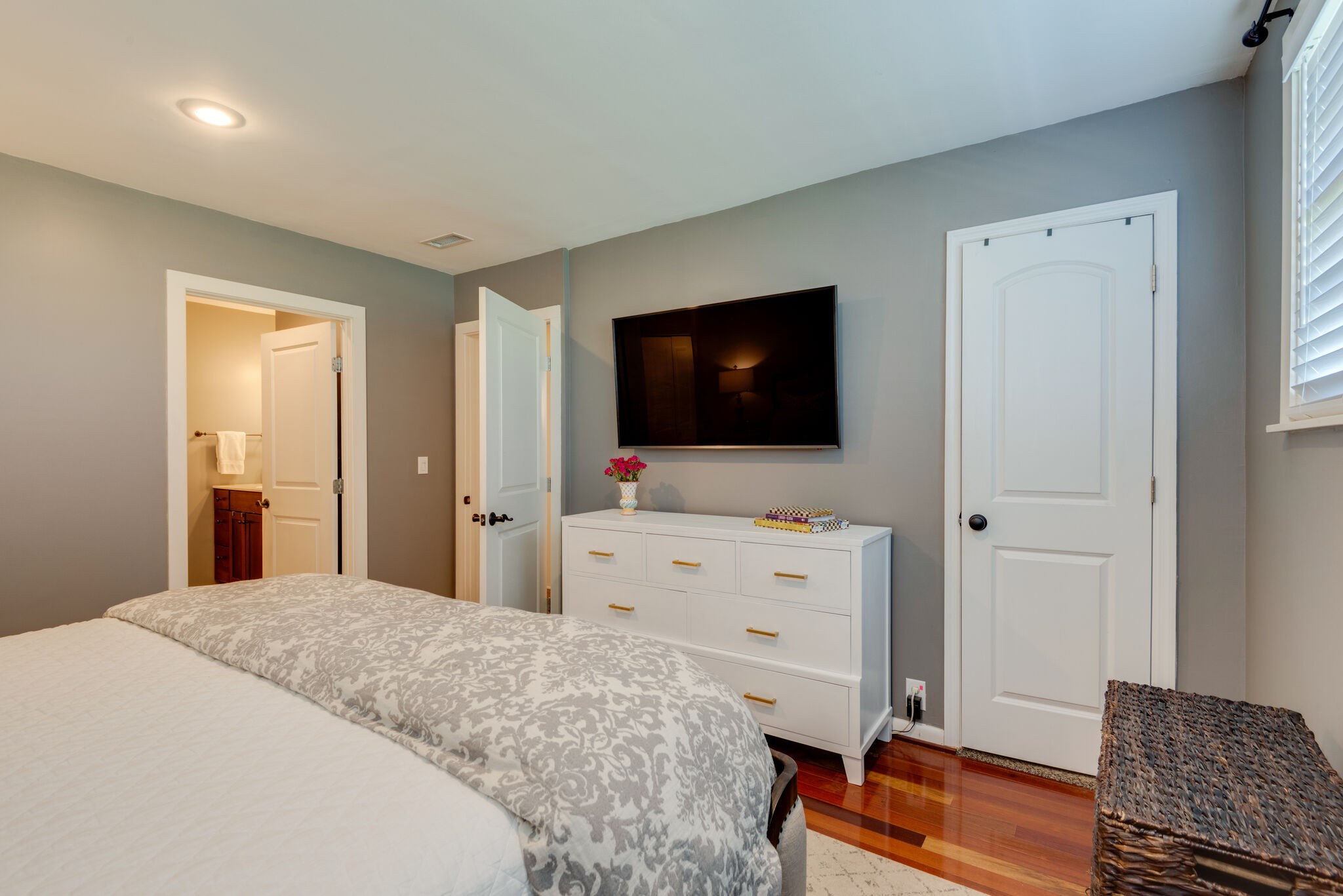 4902 Timberhill Drive Nashville, TN 37211 - Photo 20 of 30 a bedroom with a bed and flat screen tv