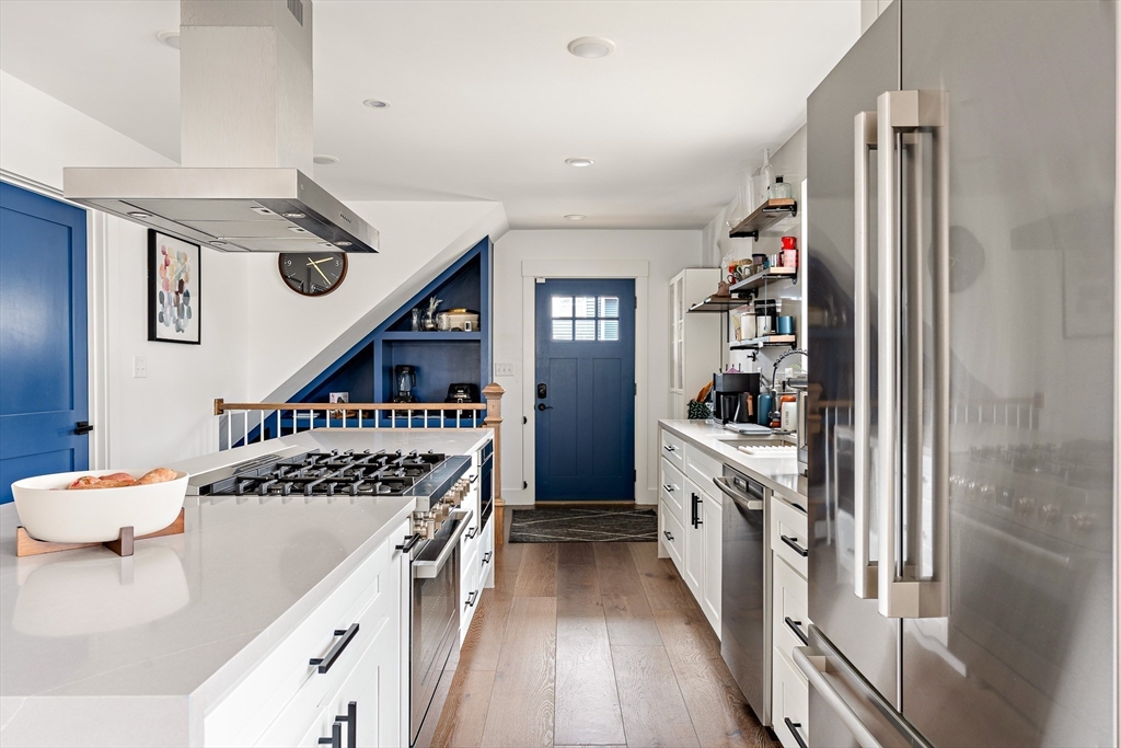 62 Governor Winthrop Road, Unit 1 Somerville, MA 02145 - Photo 5 of 26