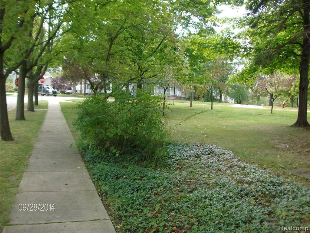 35290 Ridge Street Richmond, MI 48062 - Photo 16 of 56 HPIM0944.JPG