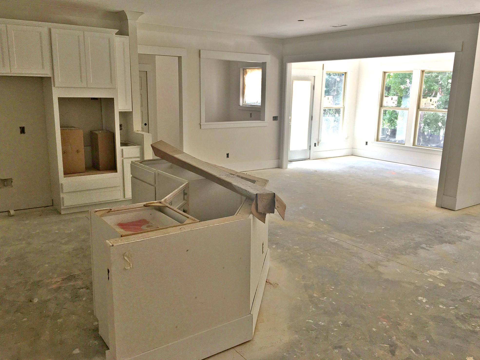 1156 Sharpestowne Court Mount Pleasant, SC 29466 - Photo 4 of 13 Kitchen Open to Sunroom