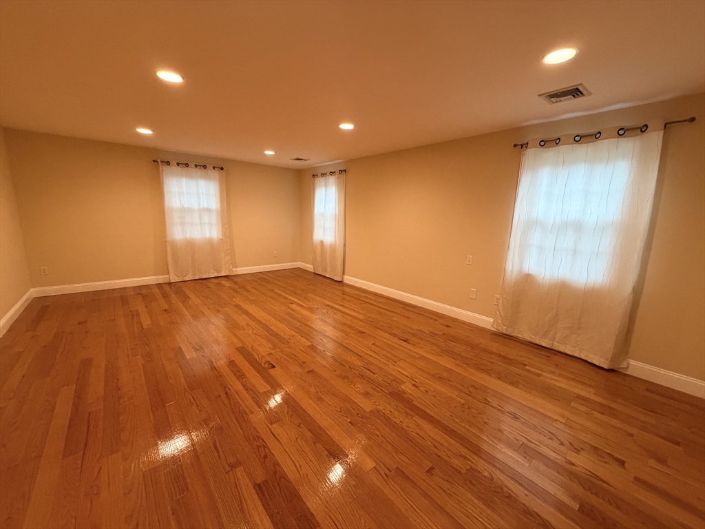 112 Quinobequin Road Newton, MA 02462 - Photo 18 of 23