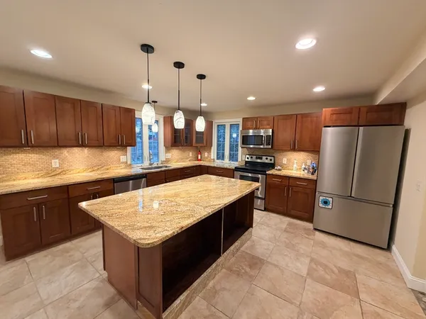 $6,500 | 112 Quinobequin Road, Newton, MA 02462