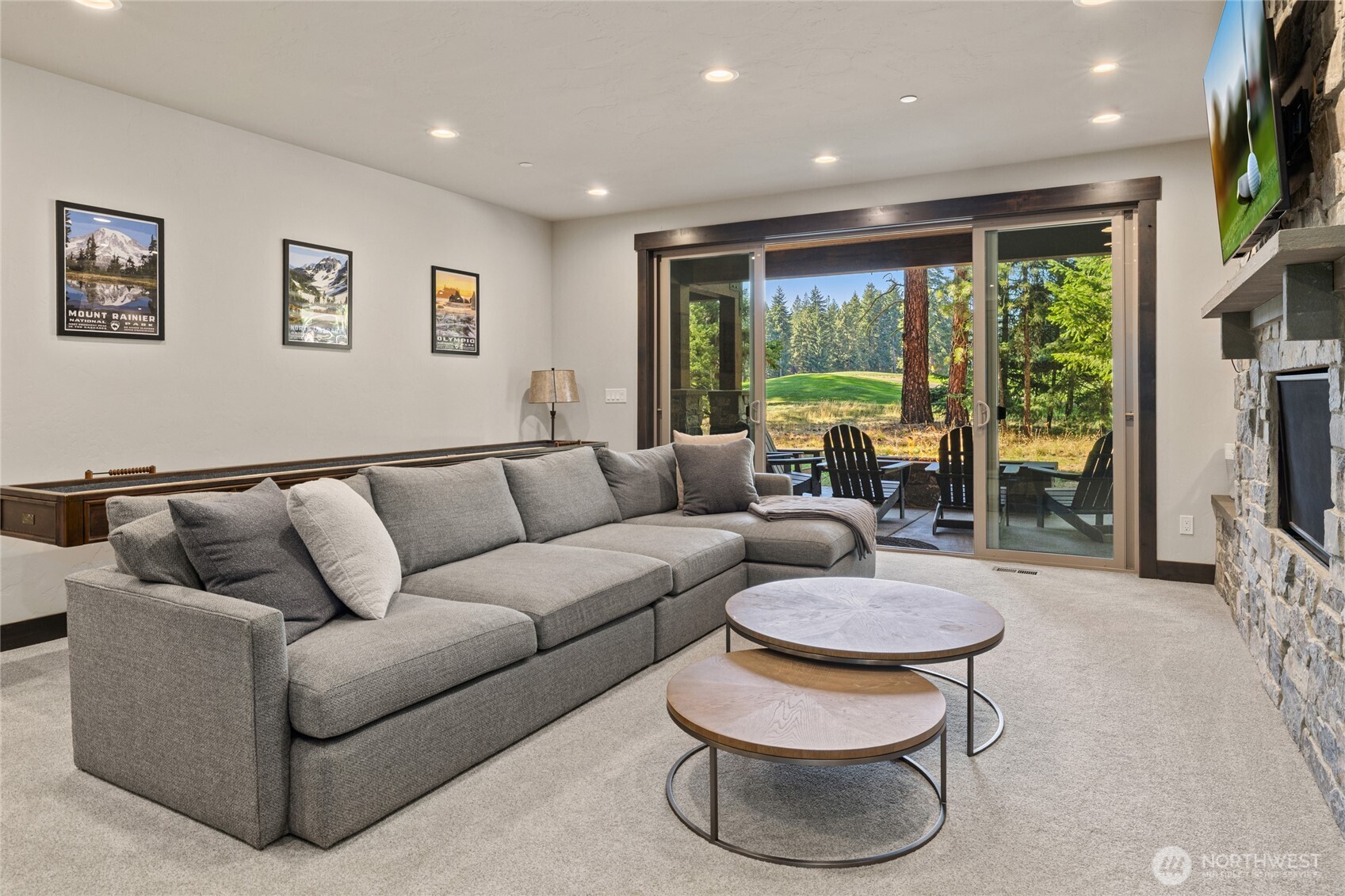 890 Larkspur Loop Cle Elum, WA 98922 - Photo 25 of 40 a living room with furniture and a large window