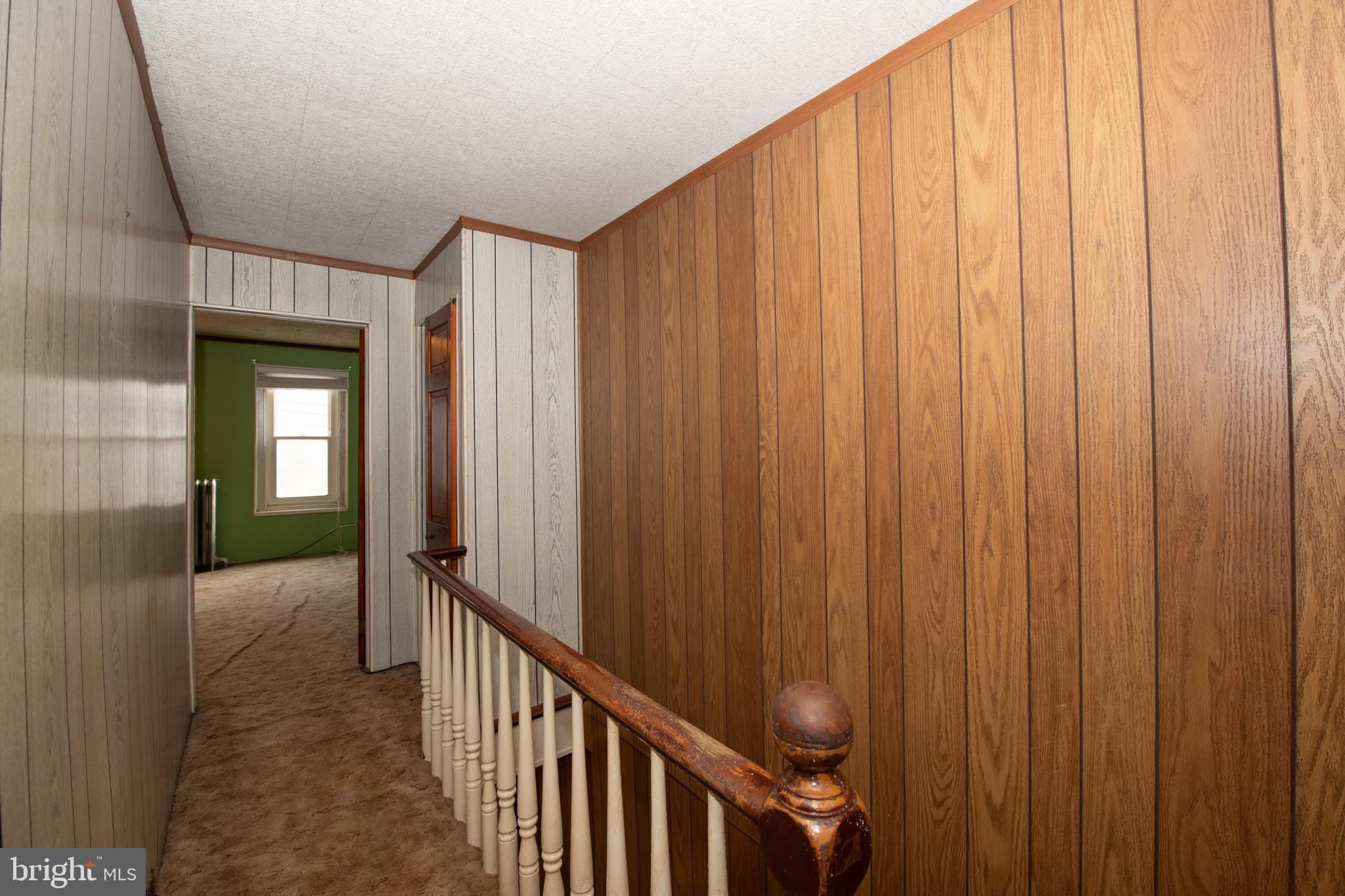 170 Markle Street Philadelphia, PA 19127 - Photo 14 of 19 2nd floor hallway