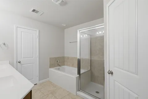 $350,000 | 12535 West Hillock Lane, Houston, TX 77047