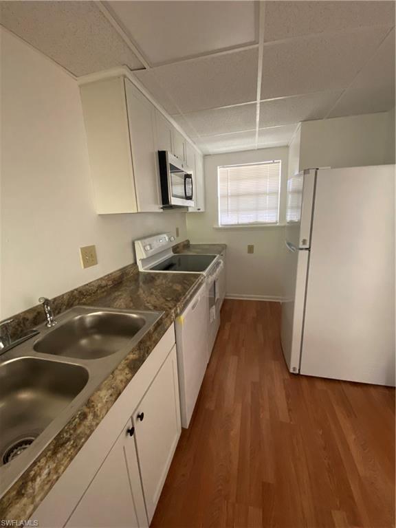 5294 Treetops Drive, Unit I203 Naples, FL 34113 - Photo 7 of 16
