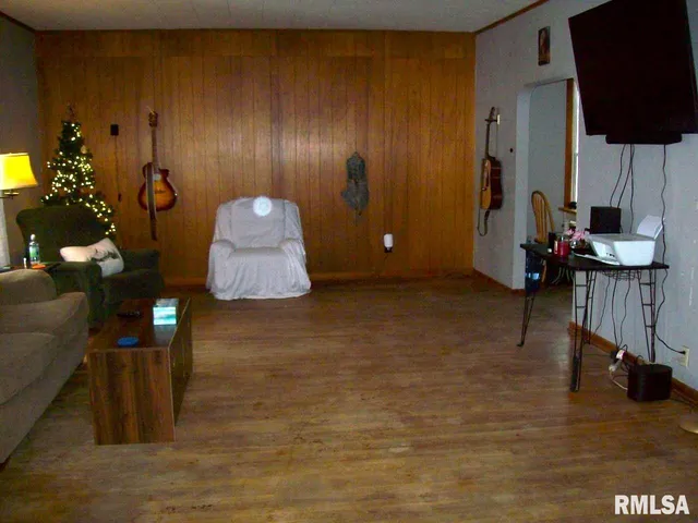 $57,500 | 33 North Maple Street, Winchester, IL 62694