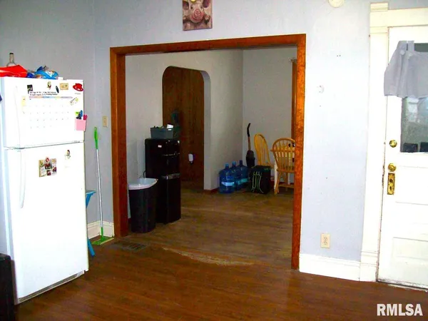 $49,500 | 33 North Maple Street, Winchester, IL 62694