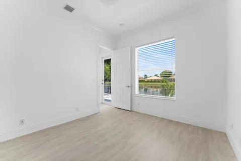 $1,250,000 | 6895 Northwest 108th Avenue, Parkland, FL 33076