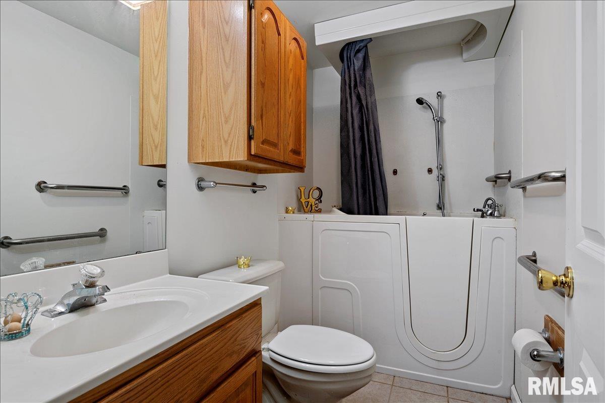 2517 Dickens Drive Springfield, IL 62711 - Photo 45 of 66