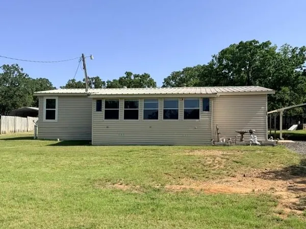 $190,000 | 168 Catfish Trail, Bowie, TX 76230