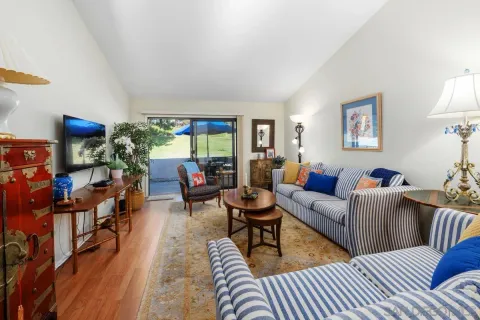 $725,000 | 17811 Corte Huasco, Unit 69, San Diego, CA 92128