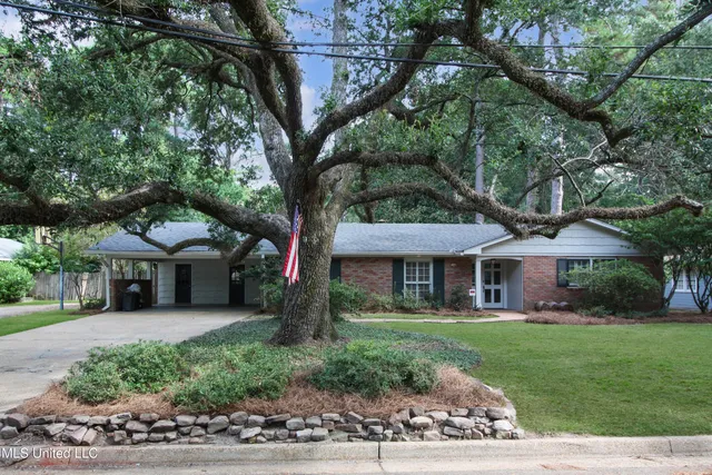 $220,000 | 5246 Saratoga Drive, Jackson, MS 39211