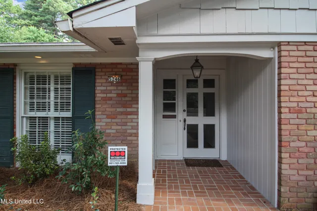 $220,000 | 5246 Saratoga Drive, Jackson, MS 39211
