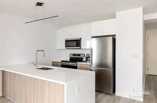 $9,000 | 77 Commercial Street, Unit 4001 | Greenpoint