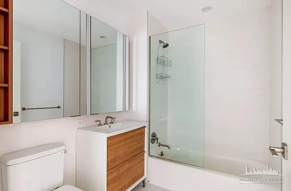 $9,000 | 77 Commercial Street, Unit 4001 | Greenpoint