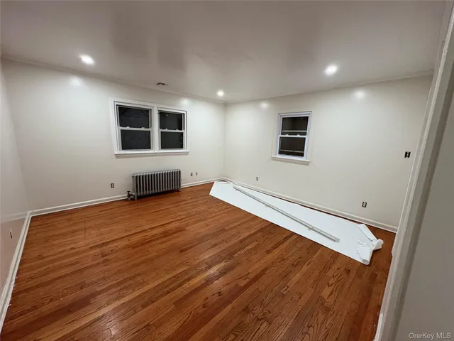 $2,600 | 260 Biltmore Avenue, Elmont, NY 11003