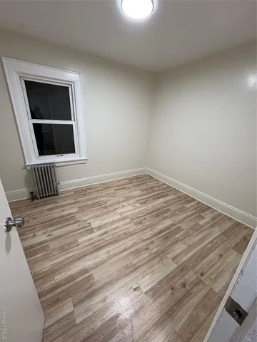 $2,600 | 260 Biltmore Avenue, Elmont, NY 11003