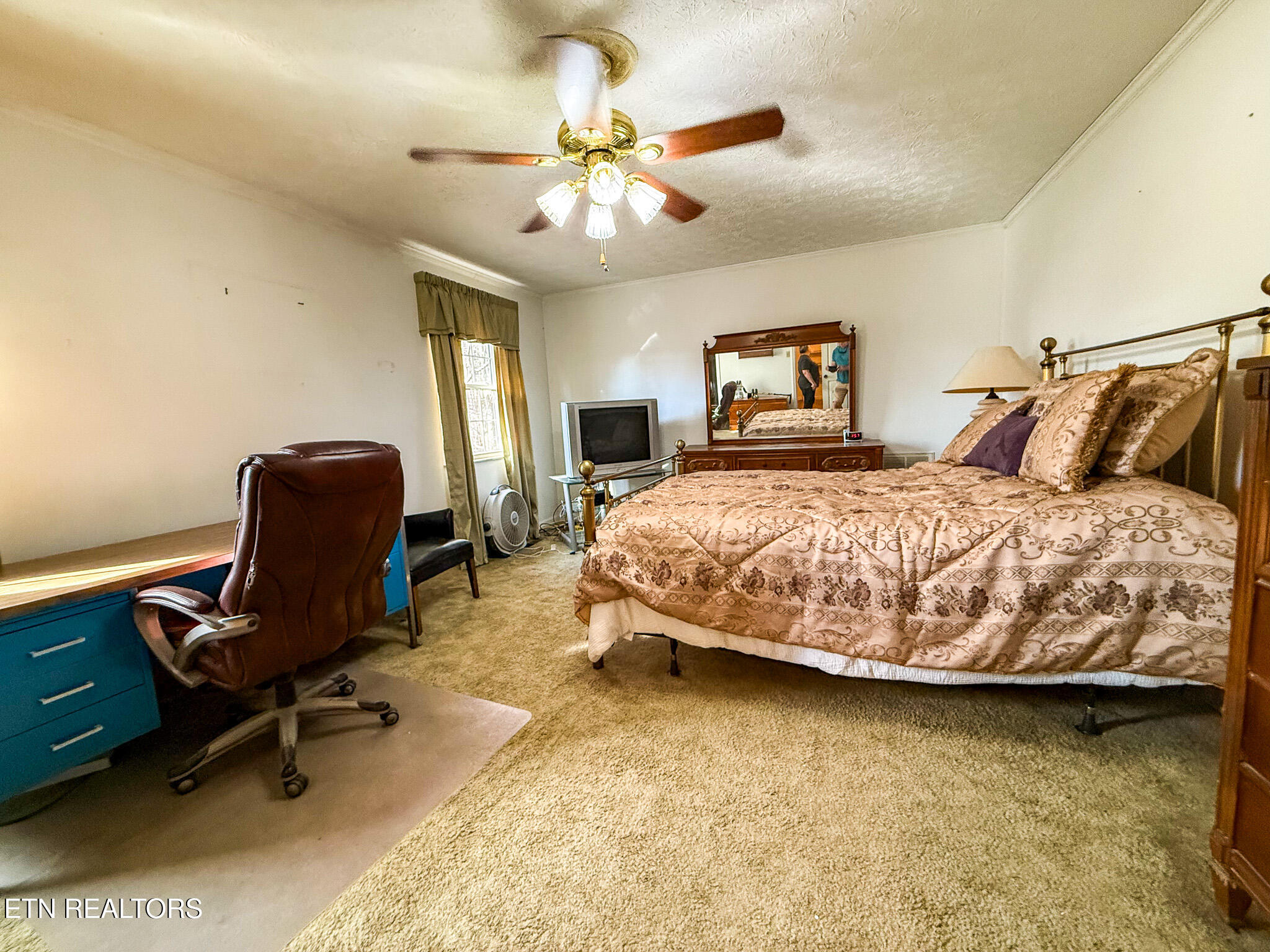 2007 Plumb Ridge Road Knoxville, TN 37932 - Photo 28 of 39 Master Bedroom