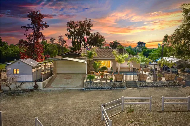$850,000 | 17465 Santa Rosa Mine Road, Perris, CA 92570