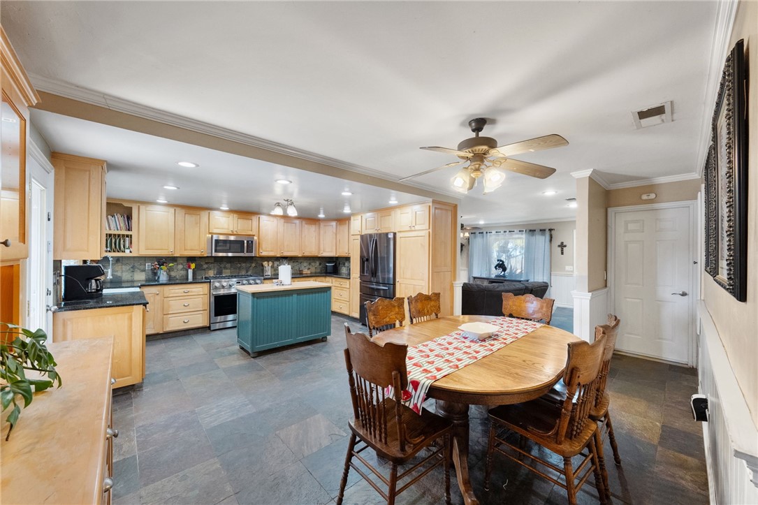 17465 Santa Rosa Mine Road Perris, CA 92570 - Photo 14 of 51 dining area open to kitchen