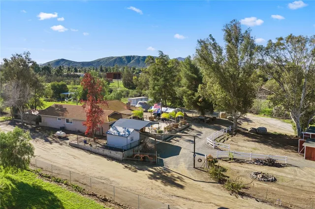 $850,000 | 17465 Santa Rosa Mine Road, Perris, CA 92570