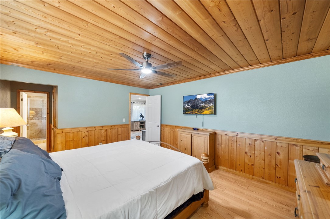 17465 Santa Rosa Mine Road Perris, CA 92570 - Photo 22 of 51 primary bedroom