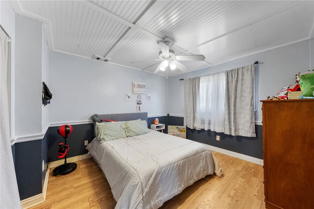 17465 Santa Rosa Mine Road Perris, CA 92570 - Photo 24 of 51 guest bedroom