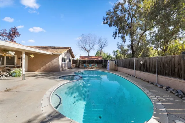 $850,000 | 17465 Santa Rosa Mine Road, Perris, CA 92570