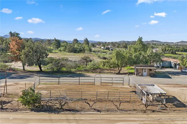 $850,000 | 17465 Santa Rosa Mine Road, Perris, CA 92570