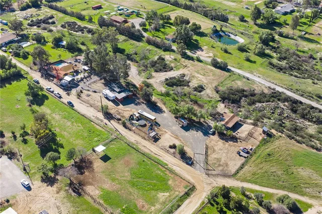 $850,000 | 17465 Santa Rosa Mine Road, Perris, CA 92570