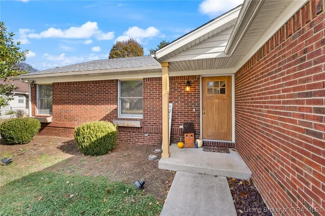 $260,000 | 1944 Andrew Court, Corydon, IN 47112