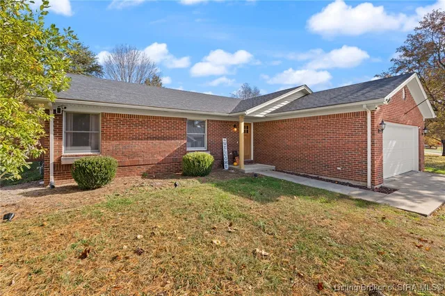 $260,000 | 1944 Andrew Court, Corydon, IN 47112