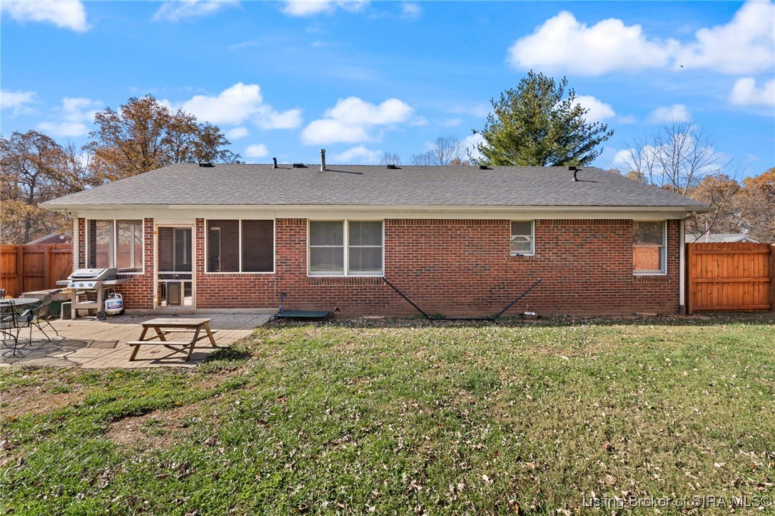 1944 Andrew Court Corydon, IN 47112 - Photo 6 of 46