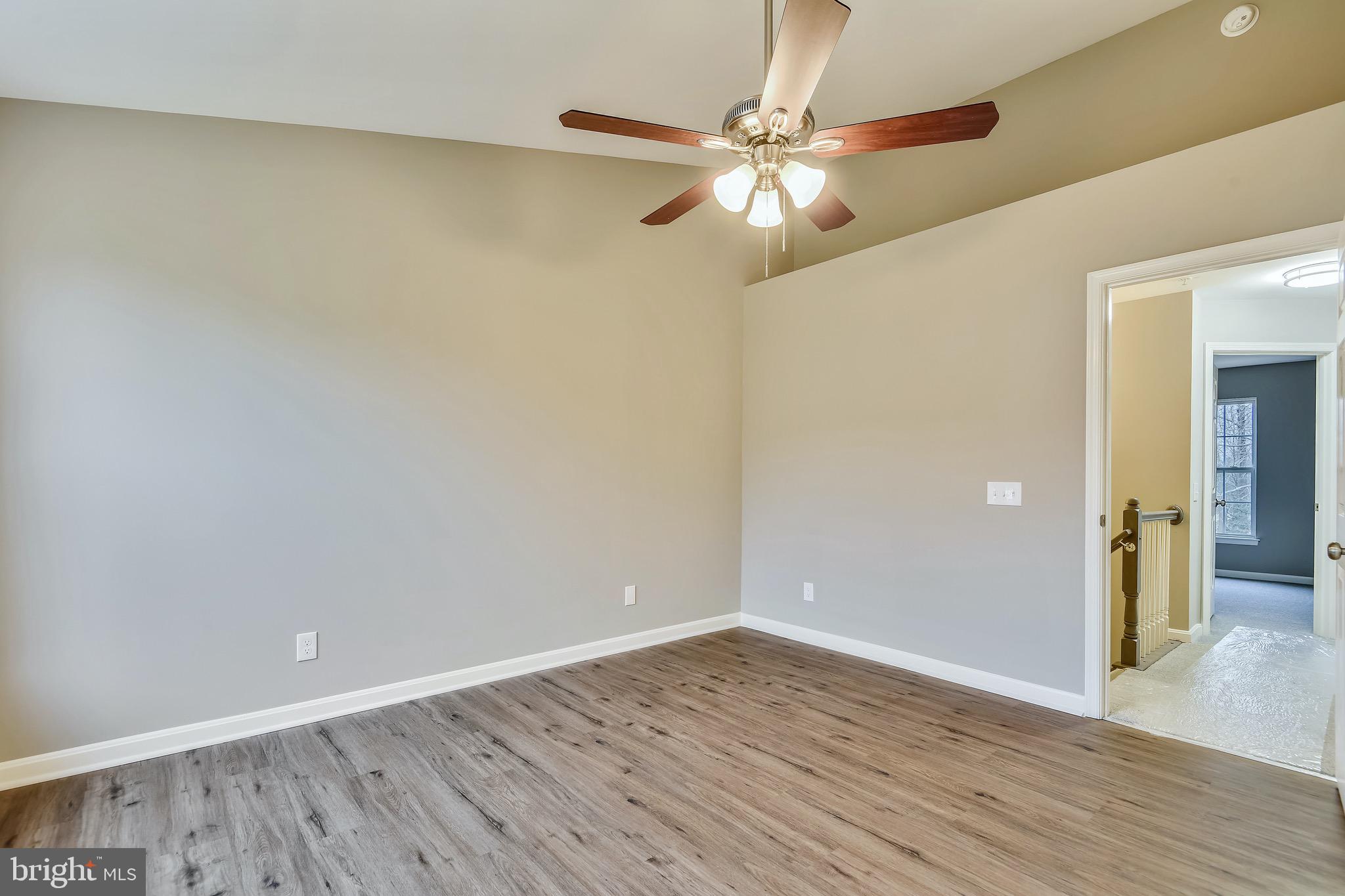 3810 Colony Point Place Edgewater, MD 21037 - Photo 17 of 61 Upstairs master bedroom en suite