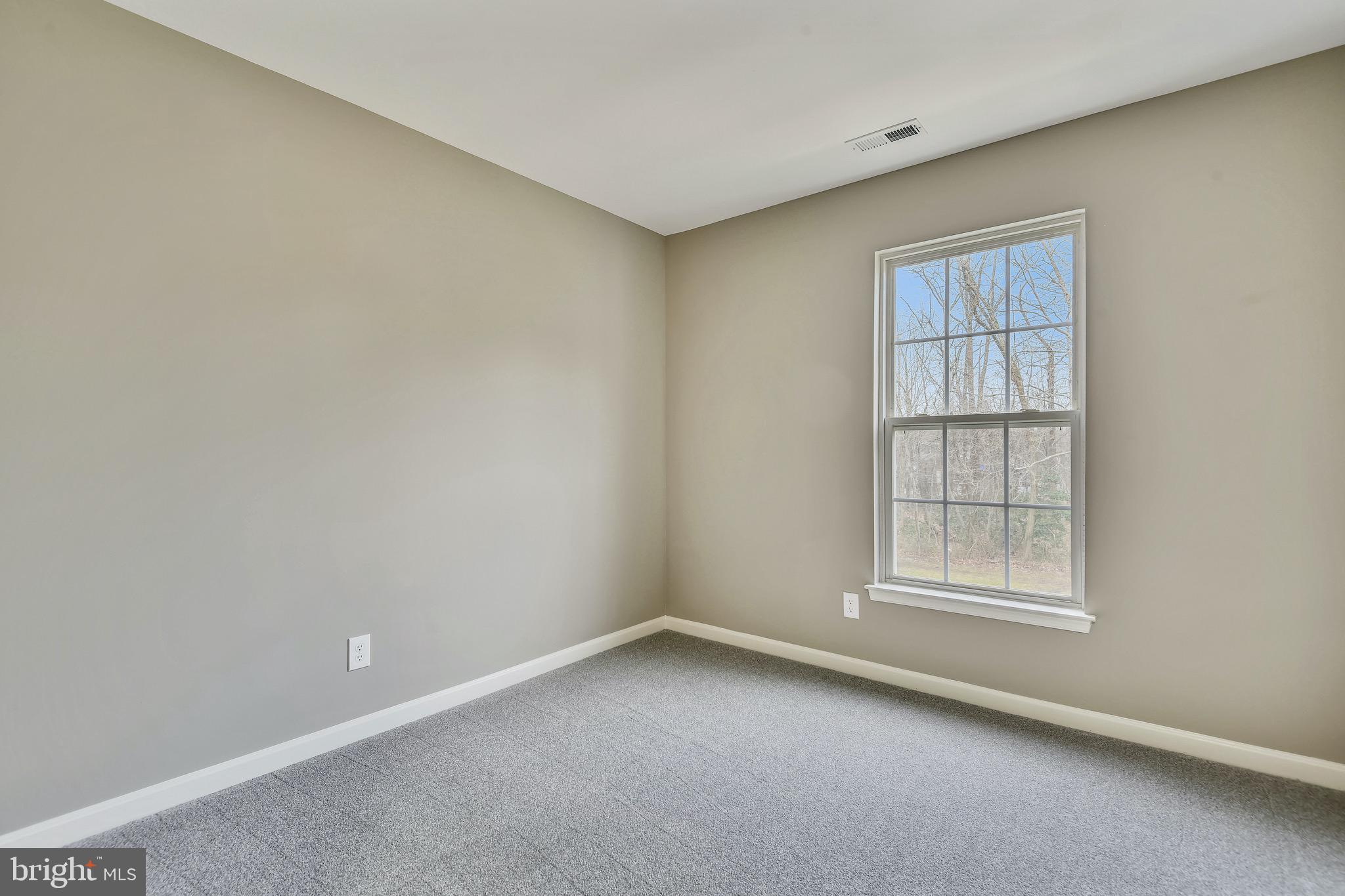 3810 Colony Point Place Edgewater, MD 21037 - Photo 23 of 61 Upstairs bedroom #2