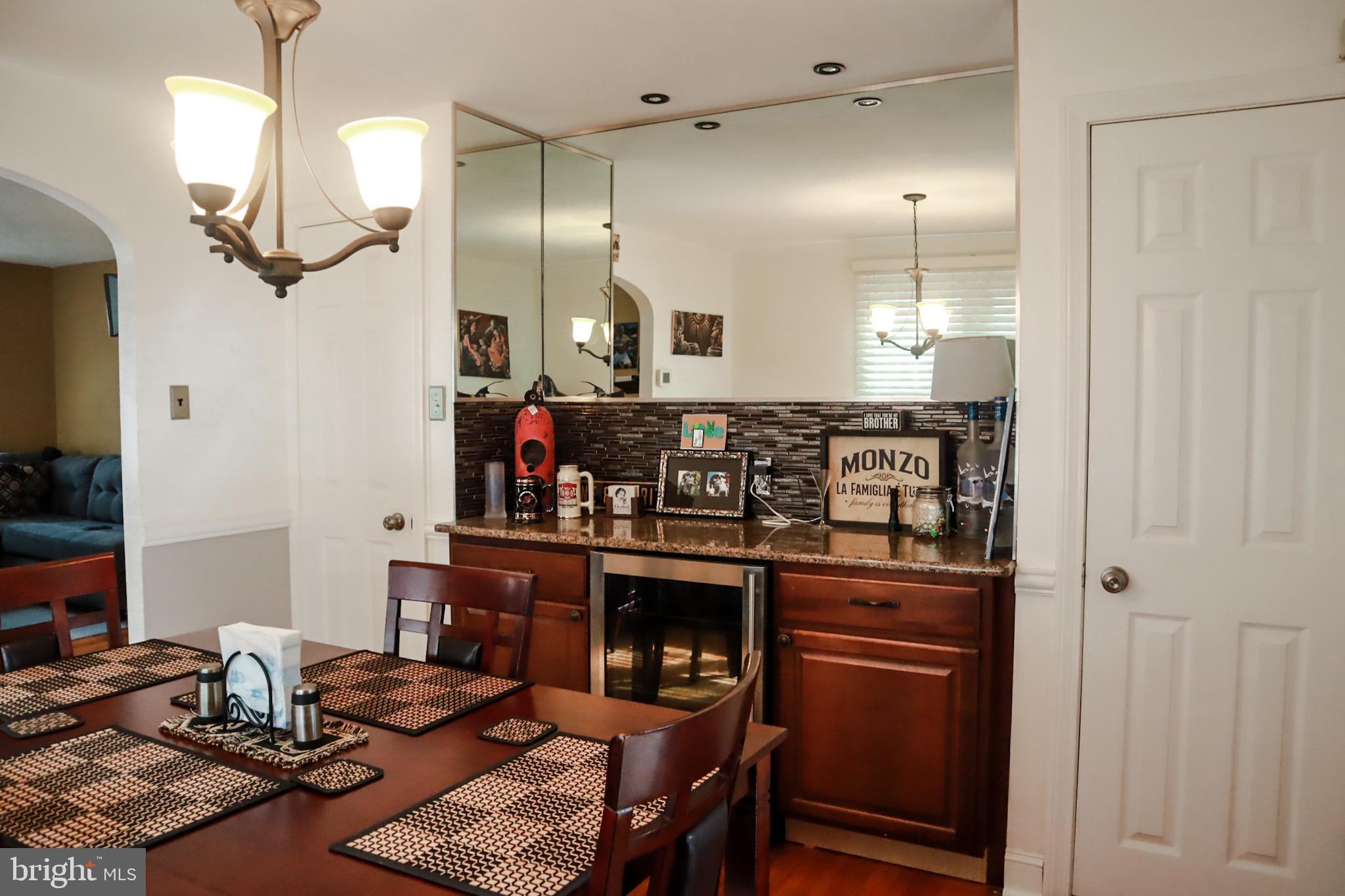 166 Marshall Road Lansdowne, PA 19050 - Photo 3 of 16 Gallery Image 3