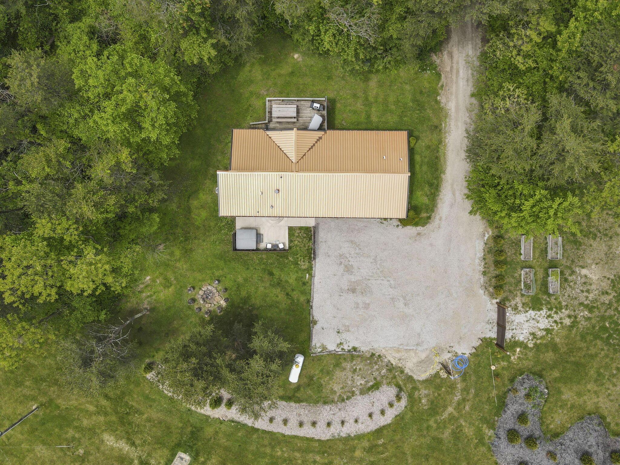 18682 Griffith Road Logan, OH 43138 - Photo 38 of 44 18682 top view