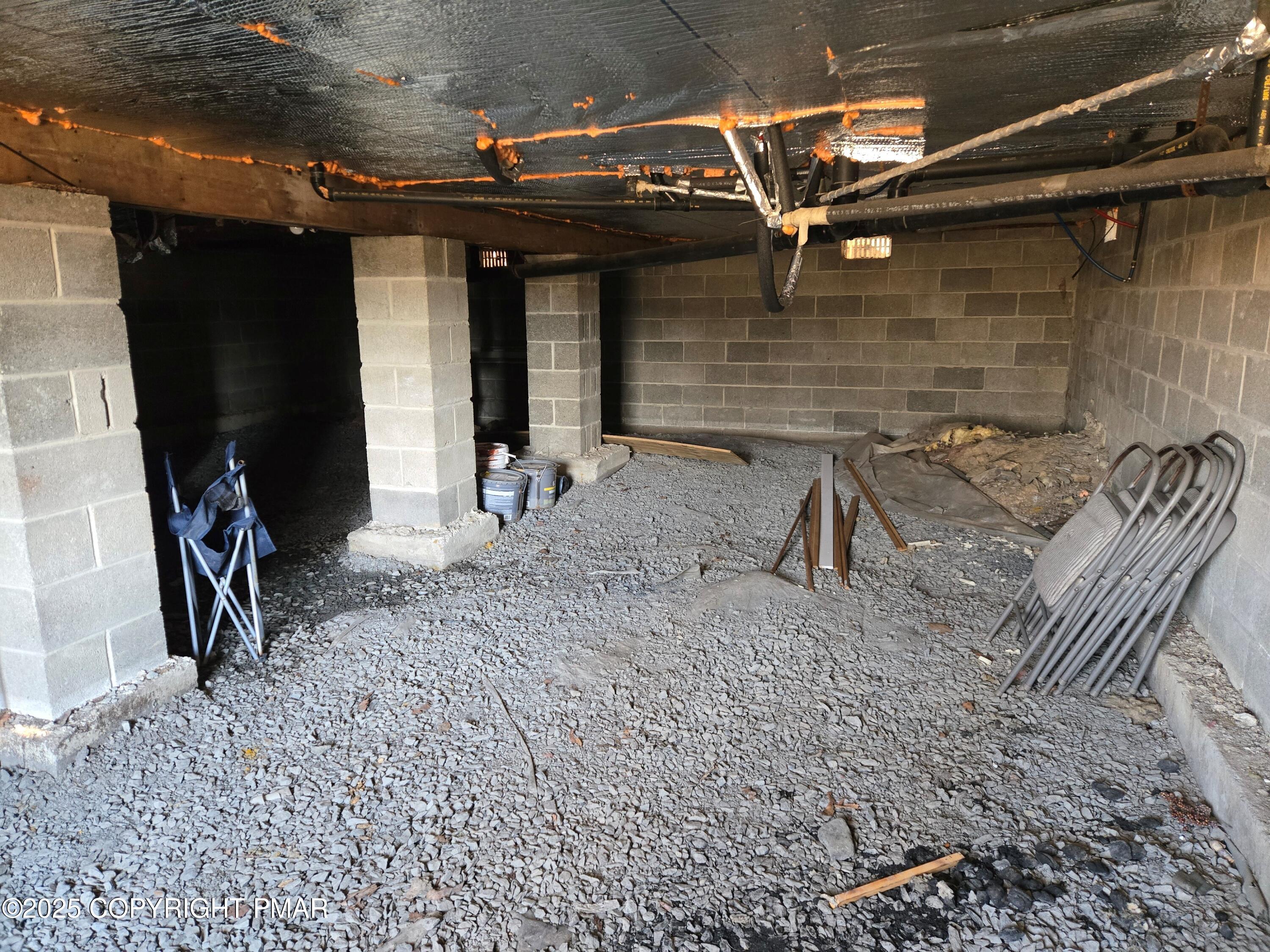 175 Salisbury Road Bushkill, PA 18324 - Photo 26 of 34 175 Salisbury crawlspace 2