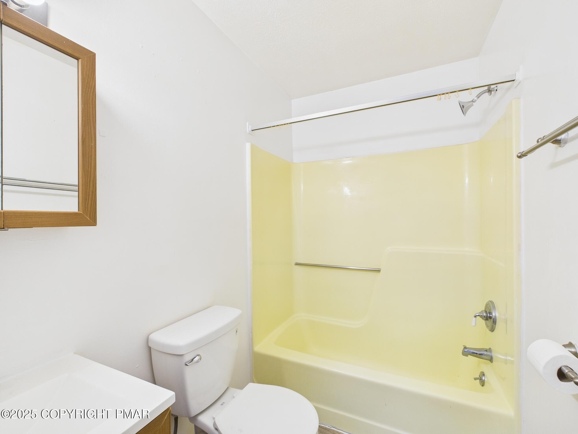 175 Salisbury Road Bushkill, PA 18324 - Photo 10 of 34 175 Salisbury Road (16)