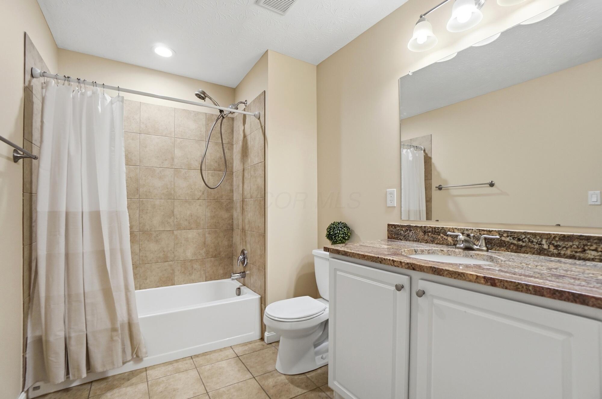 175 Cherrington Road Westerville, OH 43081 - Photo 5 of 20 144