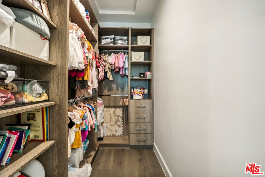 14000 Morrison Street Sherman Oaks, CA 91423 - Photo 27 of 34 a view of storage and utility room