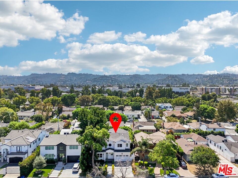 14000 Morrison Street Sherman Oaks, CA 91423 - Photo 34 of 34 an aerial view of multiple house