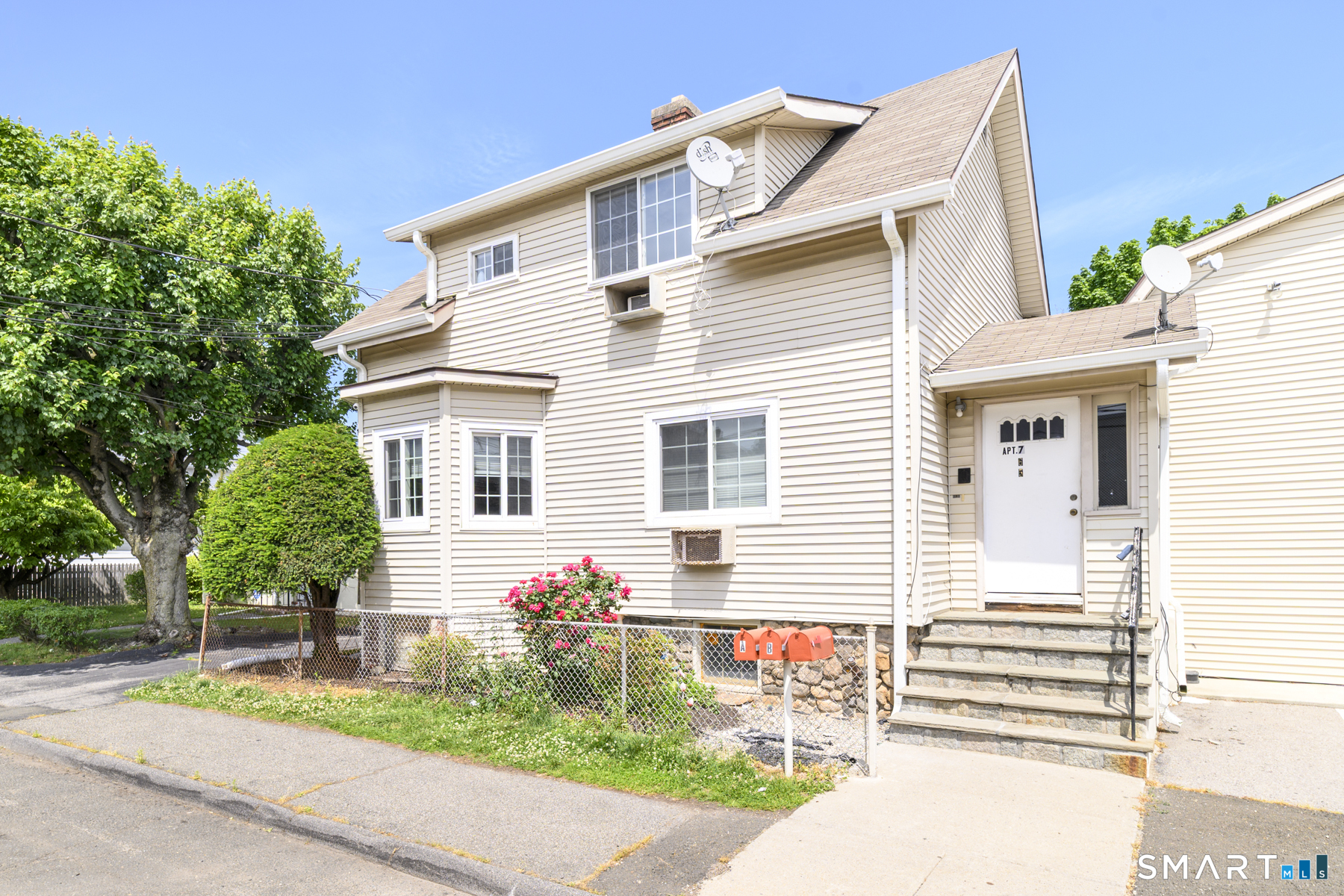 750 Cove Road, Unit 5 Stamford, CT 06902 - Photo 1 of 15